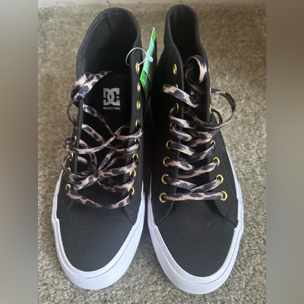 DC Manual High Top shoe